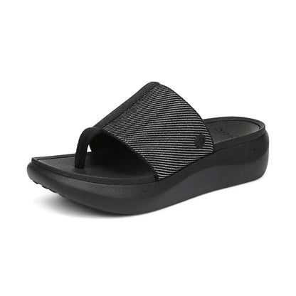 Beach Aqua Platform Toe Post Sandal Black