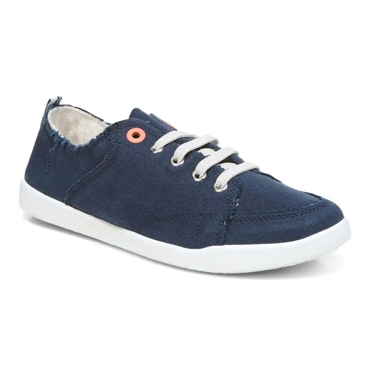 Beach Pismo Casual Sneaker: Canvas Navy Canvas