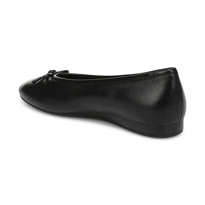 Larissa Wedge Flat Black Leather