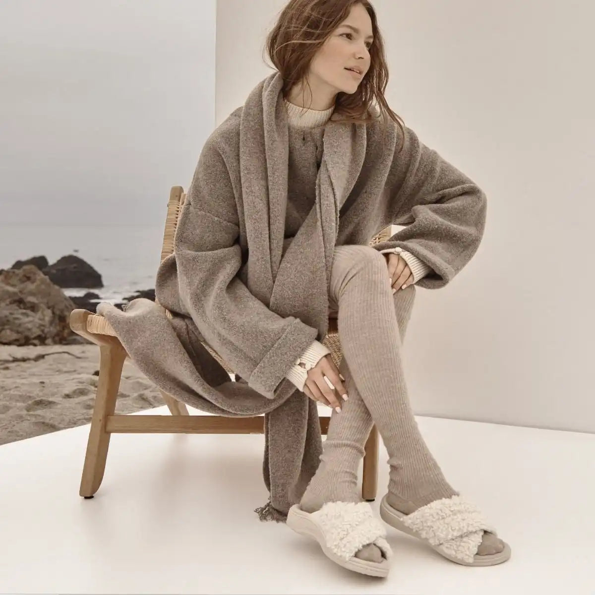 Relax II Slippers Black Fur
