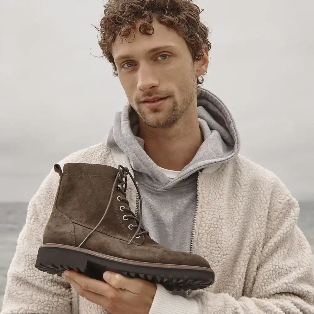 Livermore Lace Up Boot Black Leather